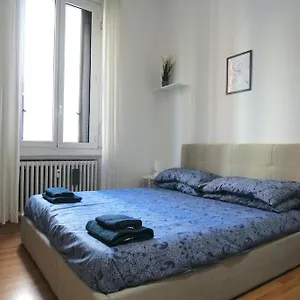Splendido Bilocale A 4 Fermate Dal Duomo Apartamento Milán